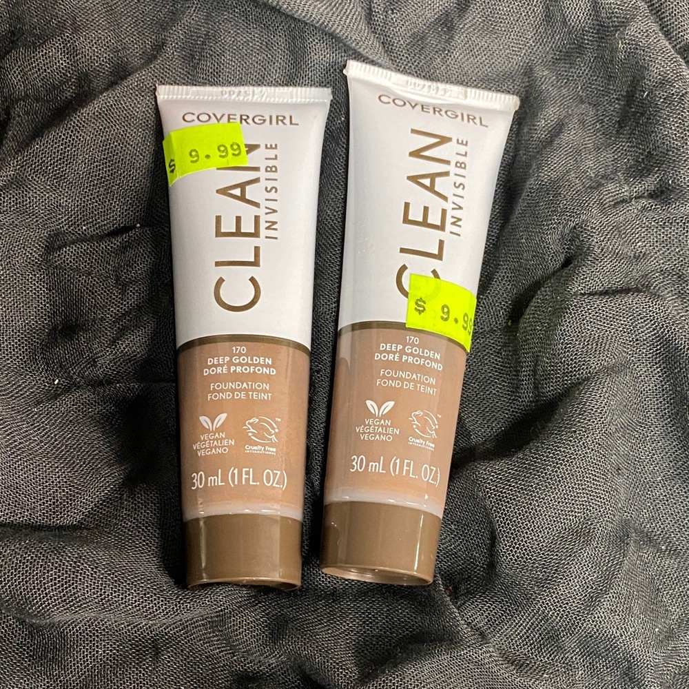 COVERGIRL Clean Invisible Foundation - Deep Golden